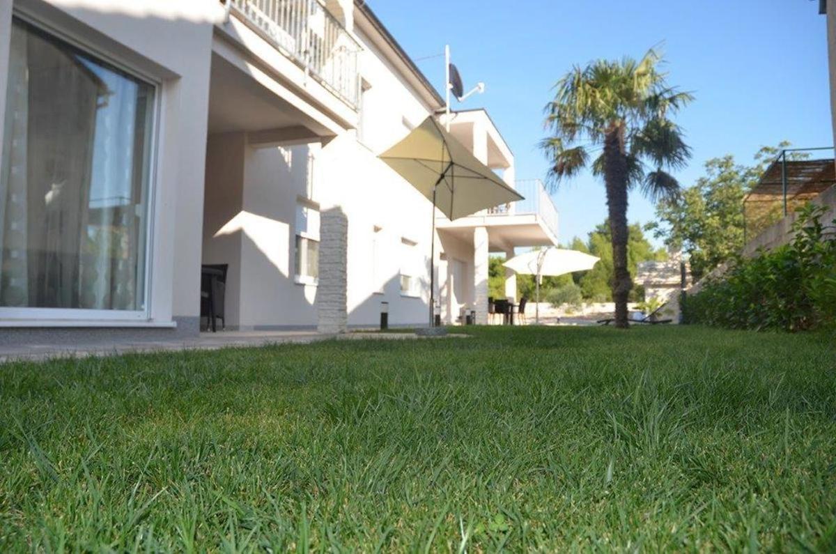 Apartments Villa Marina Vodice Eksteriør billede